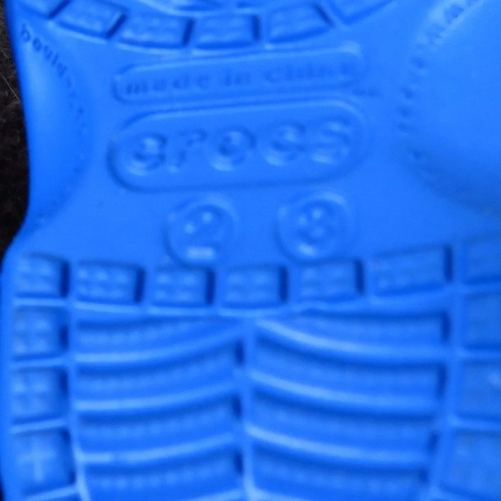 Crocs Classic Clog Baby Shoes Size 2/3 Infant Water Play Outdoor Blue Synthetic
